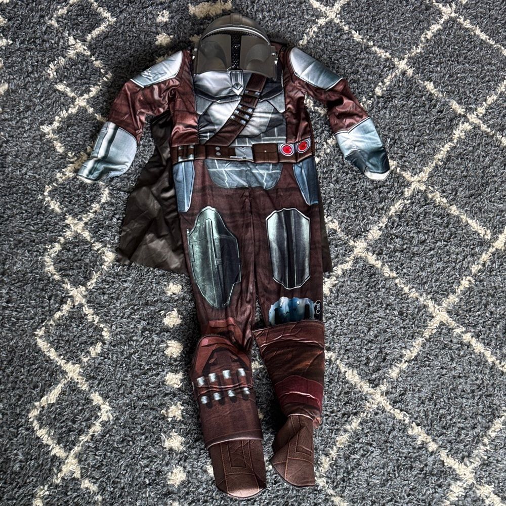 Boys Mandalorian Halloween costume
